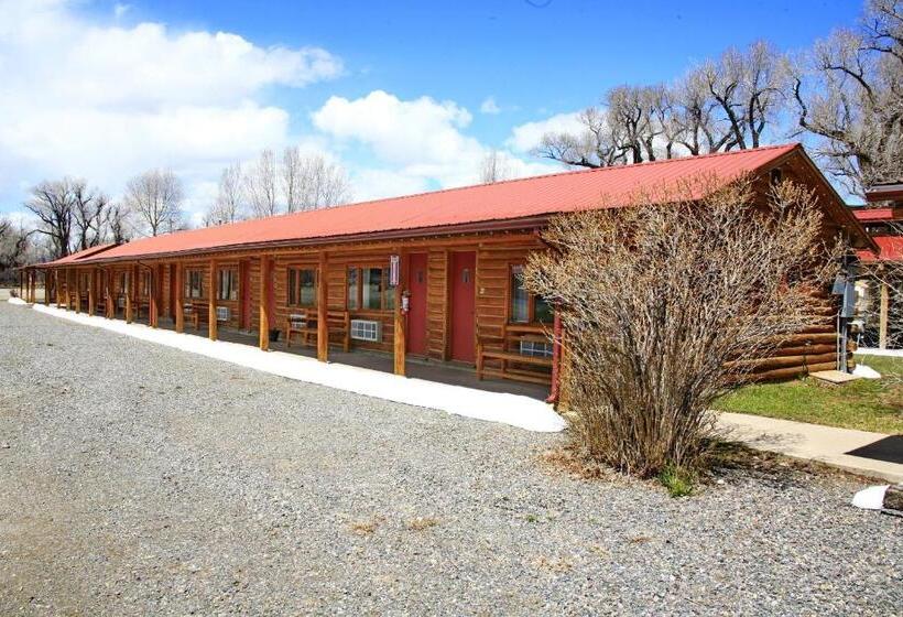 בית מלון כפרי The Longhorn Ranch Resort Lodge & Rv Park