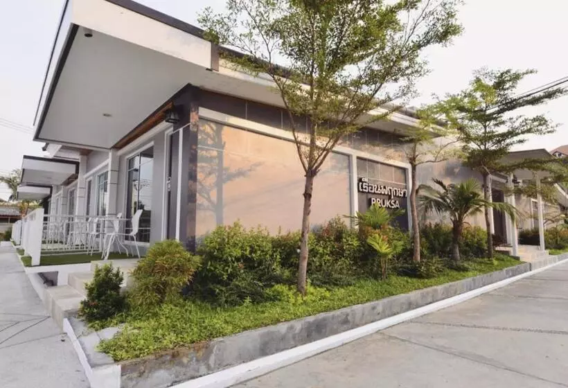 The Tamnan Pattaya Hotel & Resort