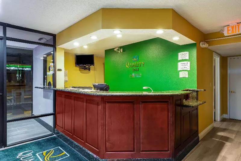 モーテル Quality Inn Quincy Tallahassee West
