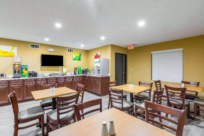 モーテル Quality Inn Quincy Tallahassee West