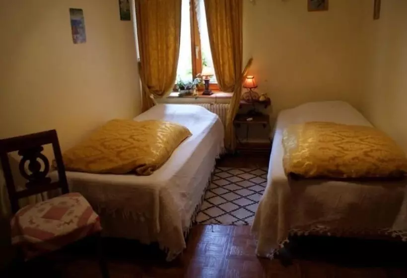 Majatalo Ferme Schrutt Tisserand