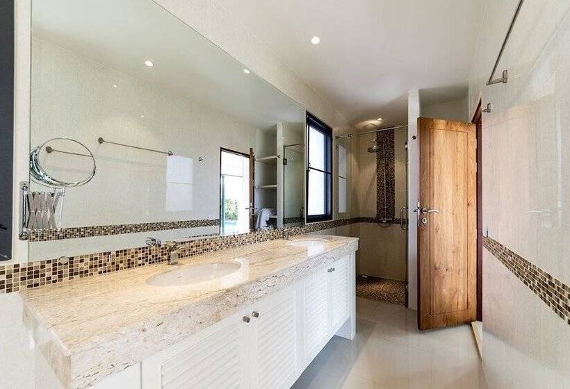 Asia Baan 10 Pool Villas