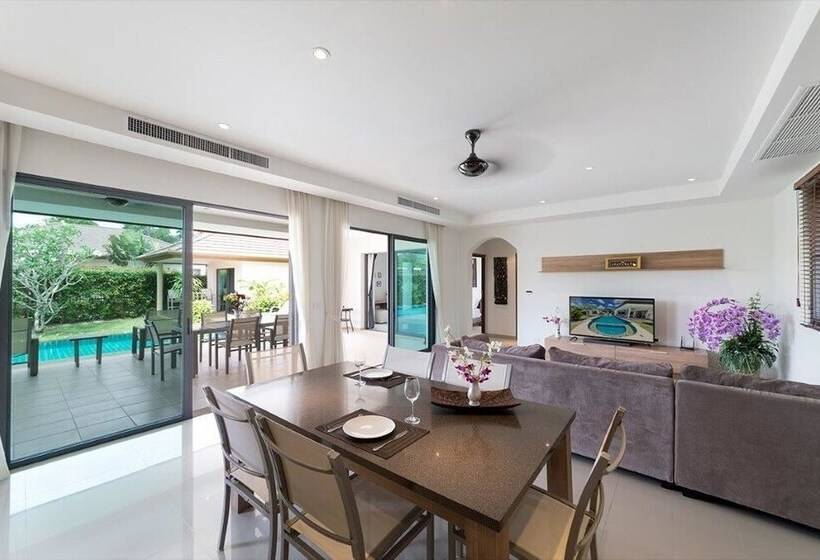 Asia Baan 10 Pool Villas