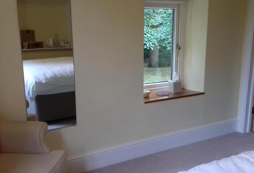 Bed and Breakfast Foxlow Coach House