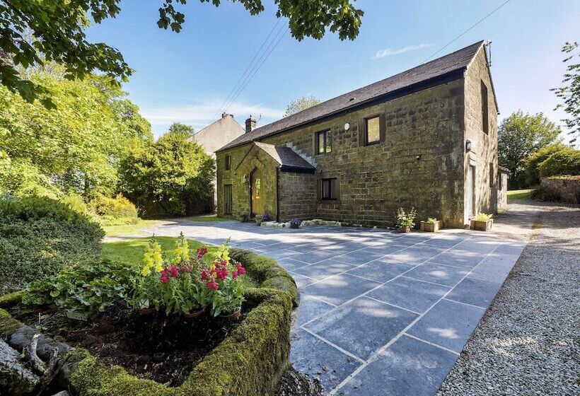 Bed and Breakfast Foxlow Coach House