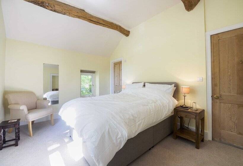 Bed and Breakfast Foxlow Coach House