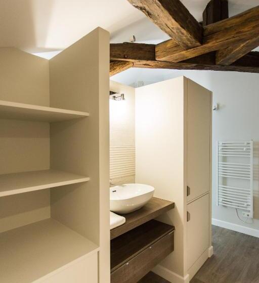 مبيت وإفطار La Vie Voyage