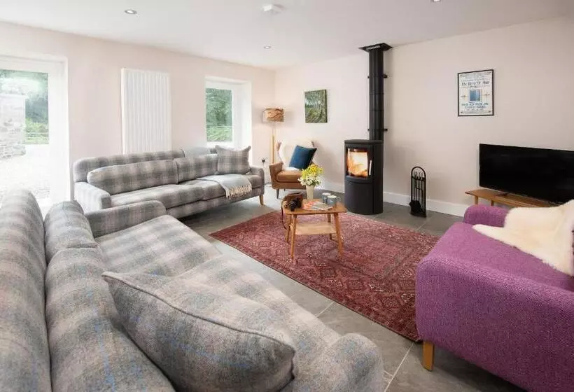 ベッドアンドブレックファースト Mill House Monzie