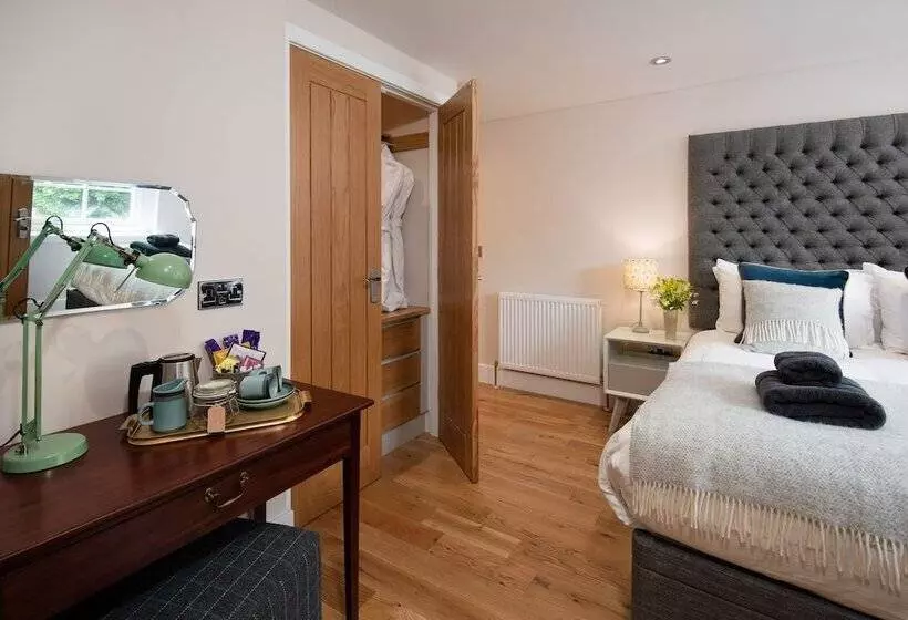 ベッドアンドブレックファースト Mill House Monzie