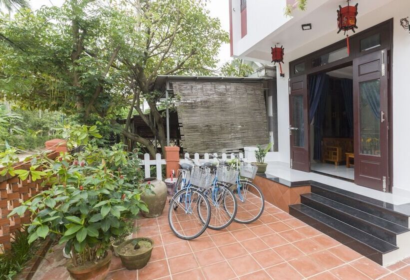 تختخواب و صبحانه New Destination Hoi An