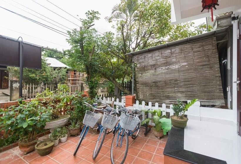 تختخواب و صبحانه New Destination Hoi An