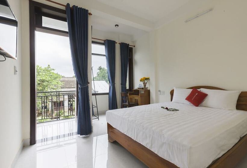 تختخواب و صبحانه New Destination Hoi An