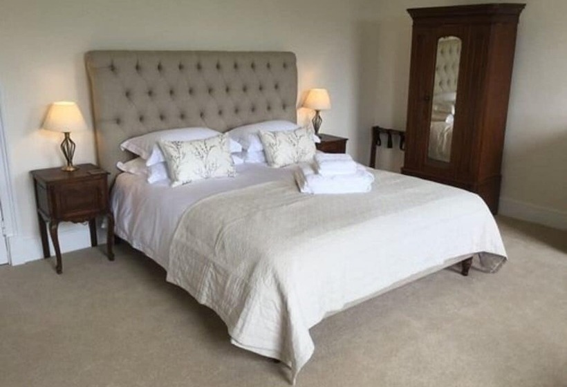 تختخواب و صبحانه The Old Vicarage At Oakridge