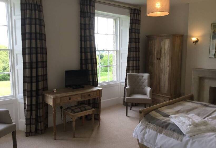 تختخواب و صبحانه The Old Vicarage At Oakridge