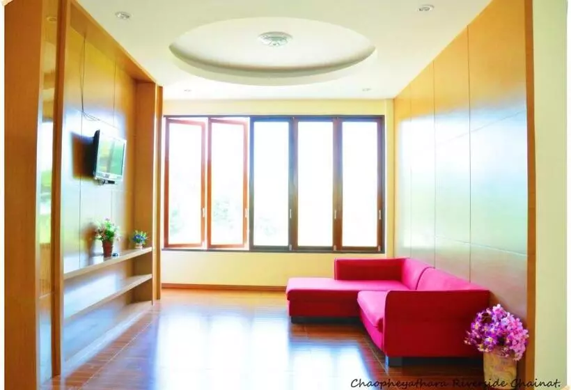 ホテル Chaophaya Thara Riverside