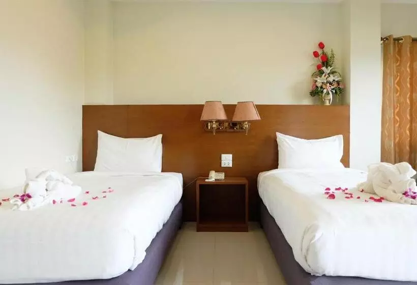 ホテル Chaophaya Thara Riverside