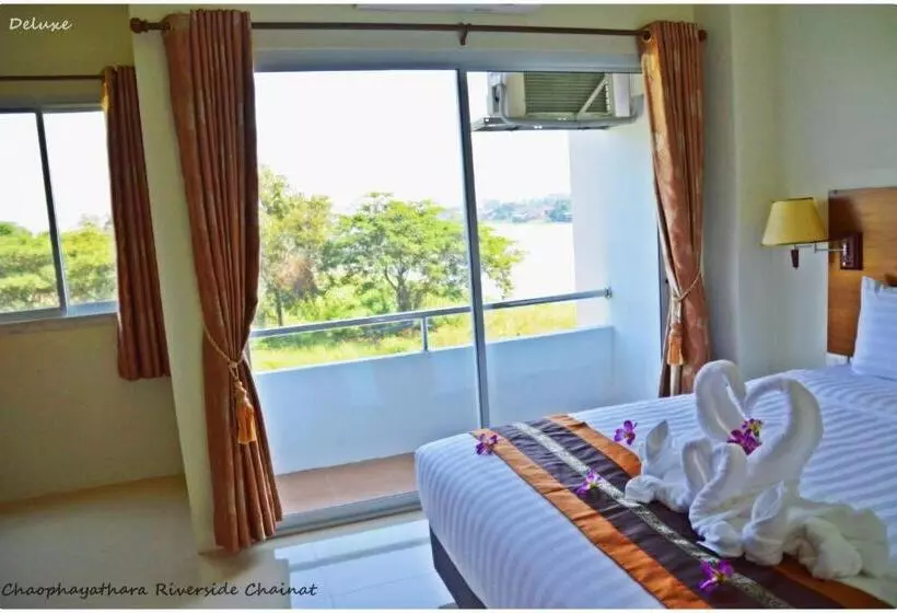 ホテル Chaophaya Thara Riverside