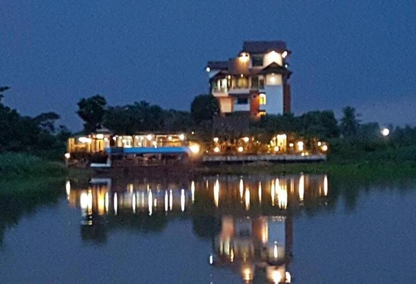Szálloda Chaophaya Thara Riverside