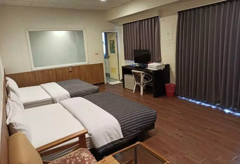 هتل 九族飯店 臺東縣旅館004號