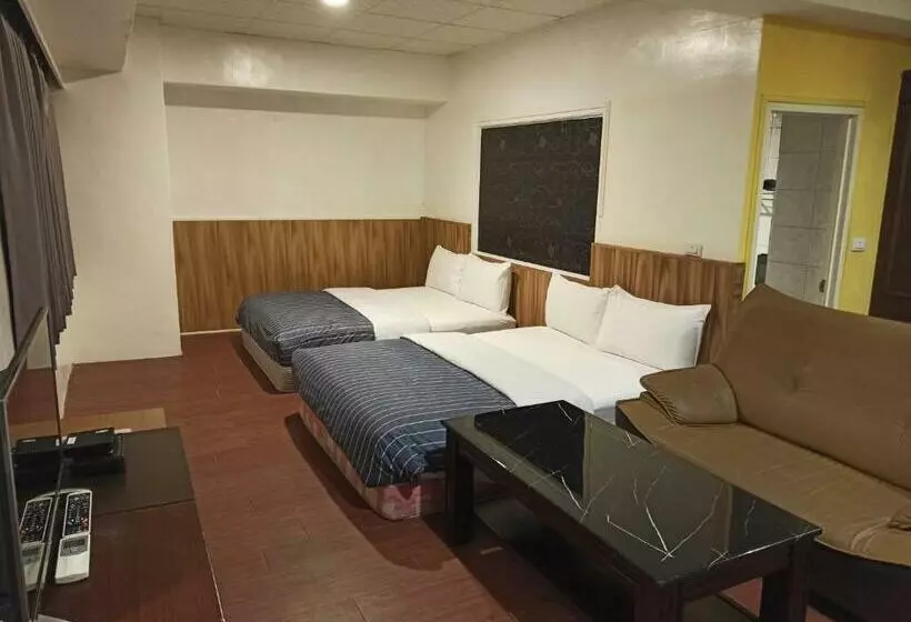 هتل 九族飯店 臺東縣旅館004號