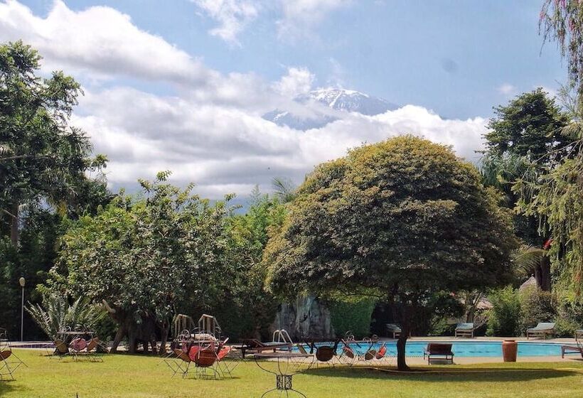 בית מלון כפרי Kilemakyaro Mountain Lodge