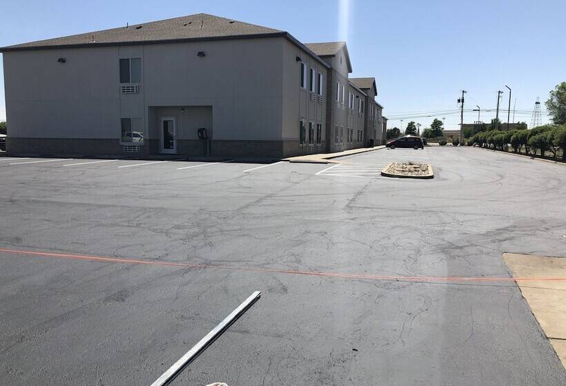 Hotel Lea County Inn