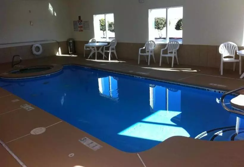 Hotelli Lea County Inn