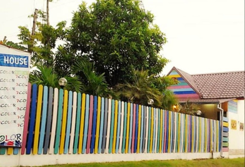 膳宿费 7 Colors House