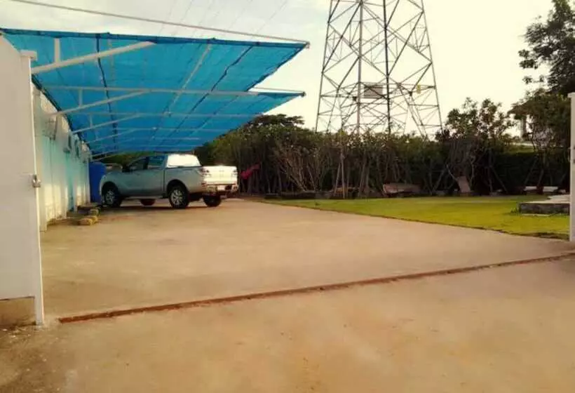 ペンション 7 Colors House