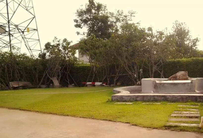 ペンション 7 Colors House