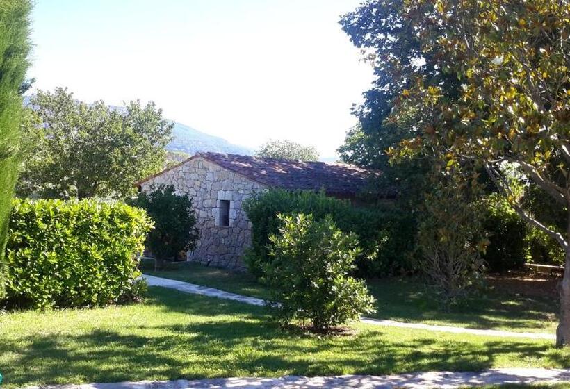 پانسیون Aux Charmes De Grasse