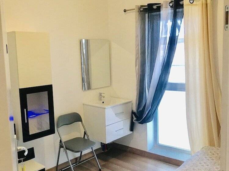 بنسيون Chambres Privées Ysy