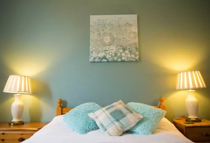 ペンション Compton Guest House