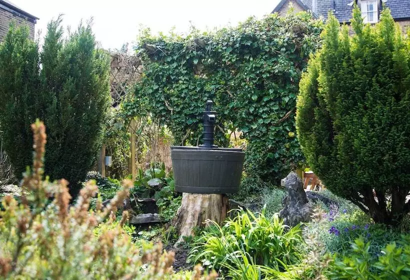 ペンション Compton Guest House