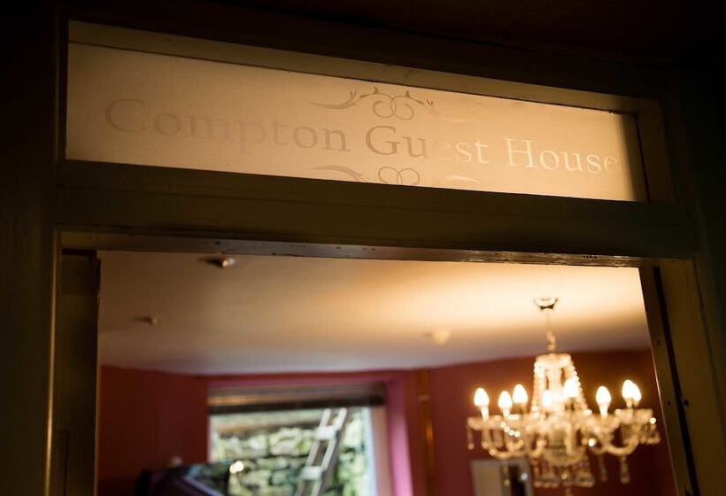 Pensão Compton Guest House