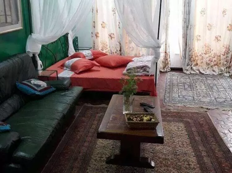 پانسیون Dar Kamy