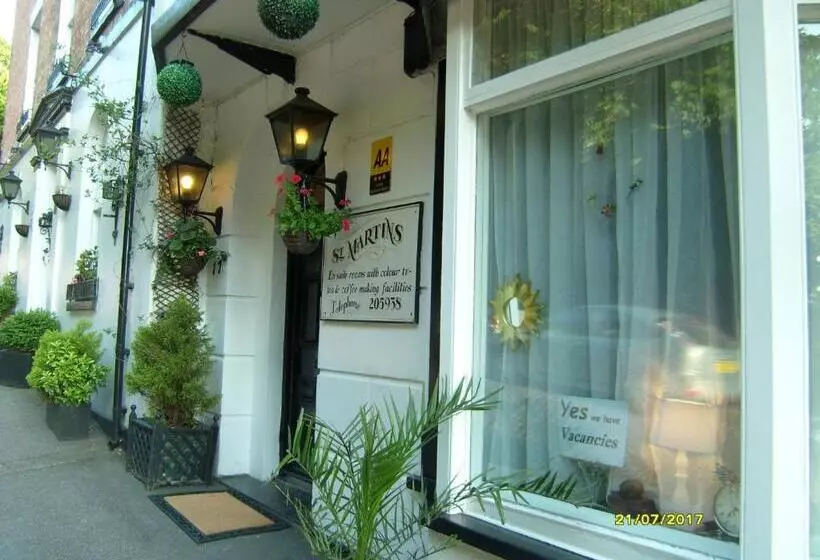 ペンション St Martins Guest House