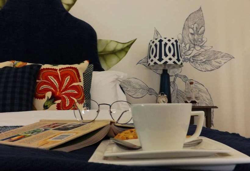 펜션 The Coach House At Maes Y Coed Farm