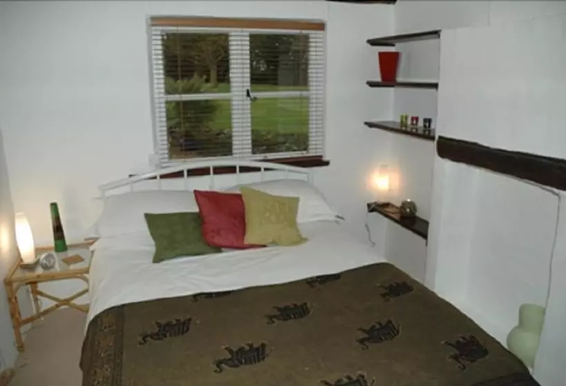 Thatched Farm B&b And Holiday Cottages