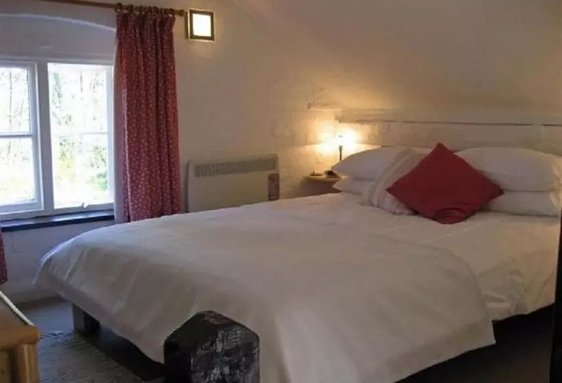 Thatched Farm B&b And Holiday Cottages