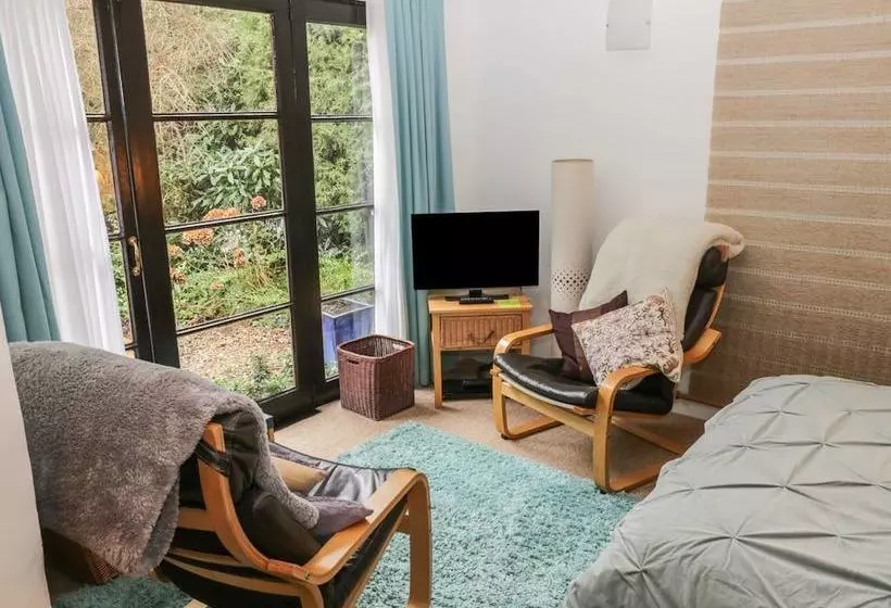 Thatched Farm B&b And Holiday Cottages