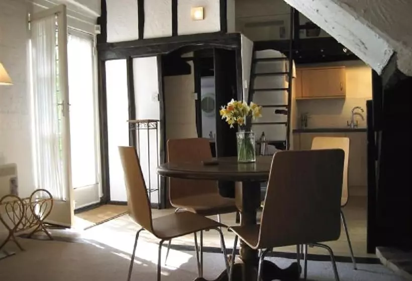 Thatched Farm B&b And Holiday Cottages