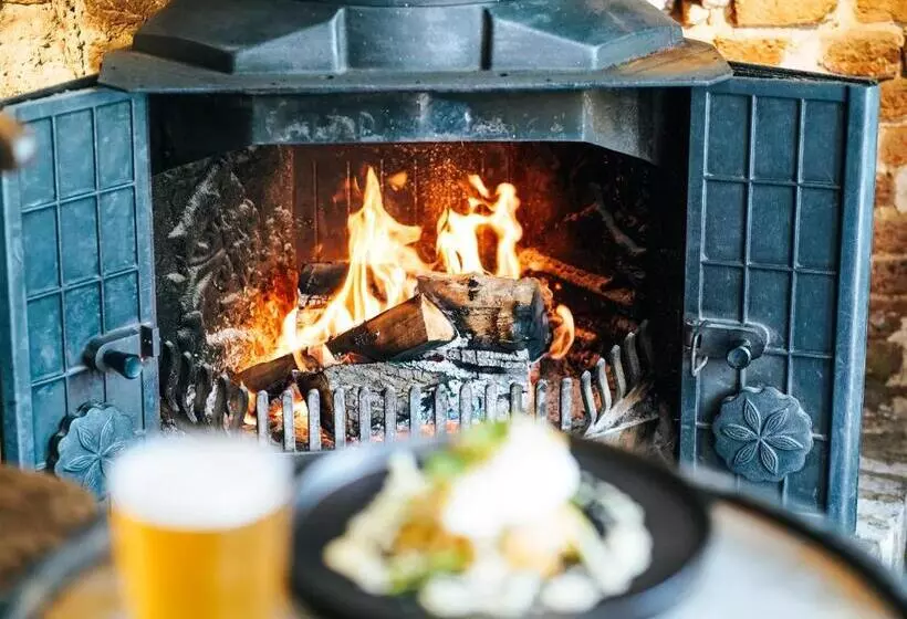 The Peacock Inn