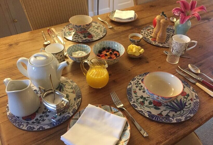 مبيت وإفطار Brook Farm Cottage