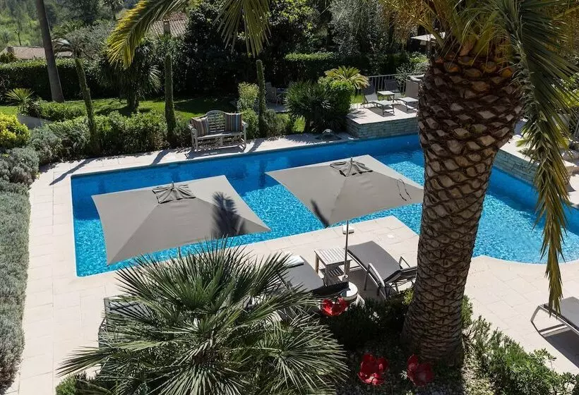 تختخواب و صبحانه Chambres D Hôtes Villa Cédria