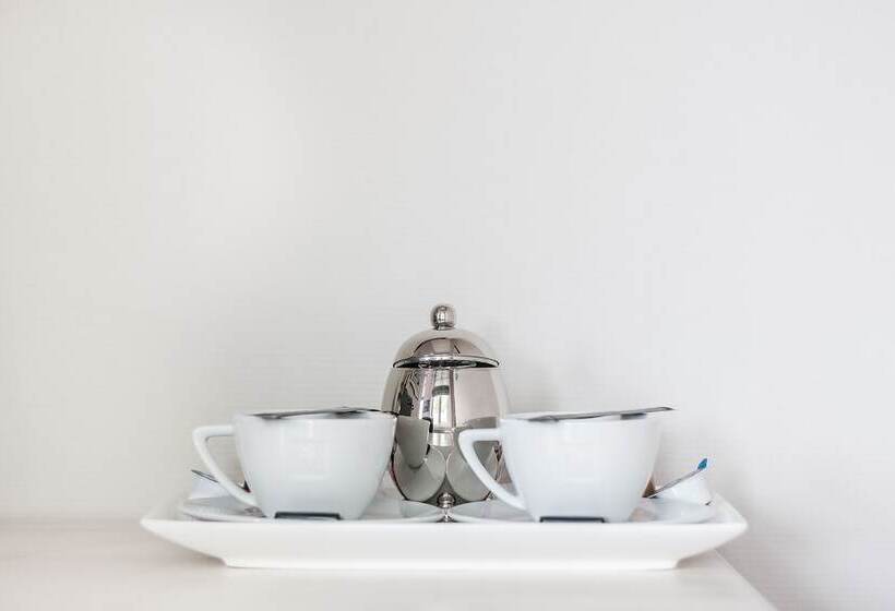 تختخواب و صبحانه La Maison Du Champlain