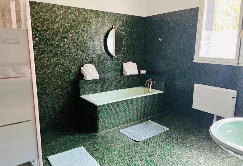 تختخواب و صبحانه Les Genebruyeres   L Histoire D Un Reve