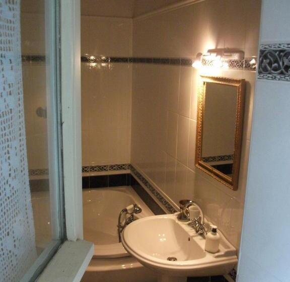 Bed and Breakfast Maison D Hôtes Léchémia