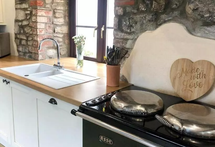 Aamiaismajoitus (B&B) Melin Tregib