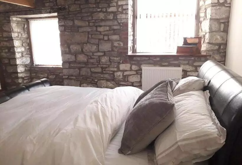 Aamiaismajoitus (B&B) Melin Tregib